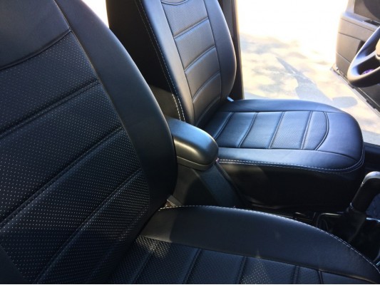 Авточехлы на Lada Priora Авточехлы на Lada Priora