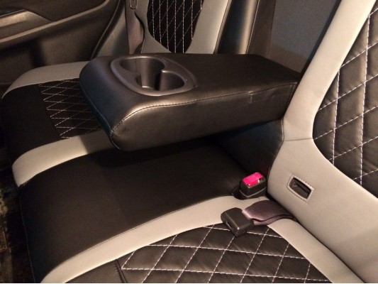 Авточехлы на Mitsubishi Outlander 3