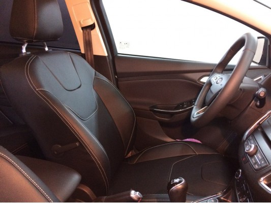 Каркасные авточехлы на Ford Focus 3 рестайлинг Каркасные авточехлы на Ford Focus 3 рестайлинг