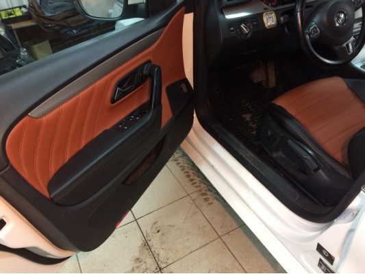 Перетяжка дверных карт Перетяжка дверных карт